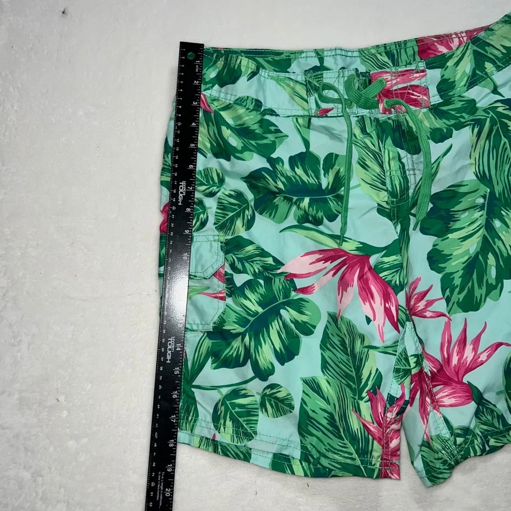 Kanu‎ Surf Misses Hayley Board Shorts Green Tropical Print Size 8 Beach Resort